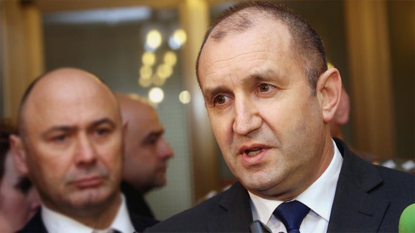 Президентът Румен Радев коментира намерението на правителството да се включи