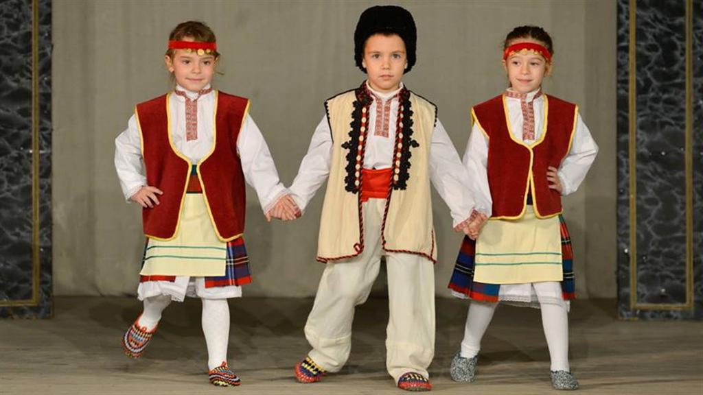 Радомирското село Дрен е домакин на 18 ия Национален детски фолклорен