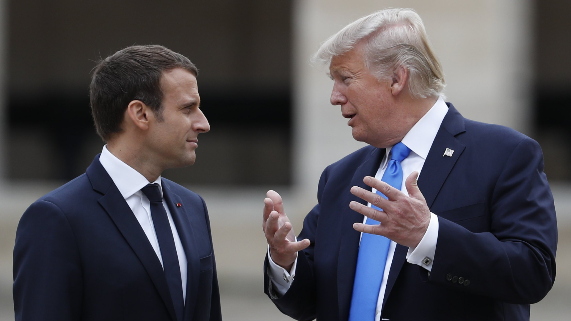 Френският президент Еманюел Макрон изрази пред американския си колега Доналд