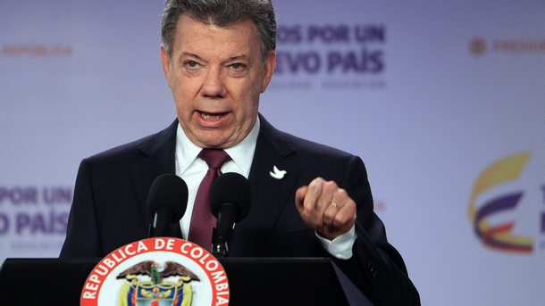 Президентът на Колумбия Хуан Мануел Сантос преустанови мирните преговори с