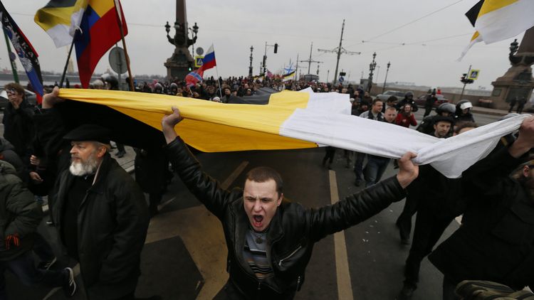 Руската Дума ще разгледа законопроект за обявяване на знамето на