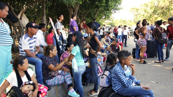 Над 400 хиляди бежанци от Венецуела са пристигнали през Колумбия