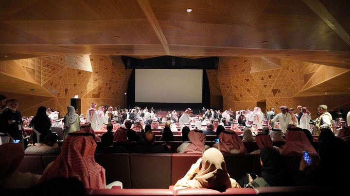 За първи път от 35 години саудитци присъстваха на кинопрожекция,