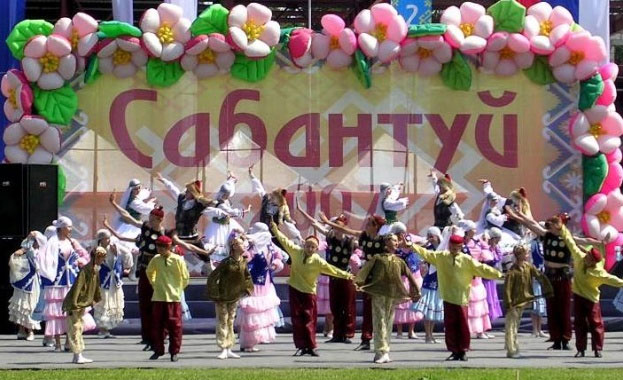 Българи от Волжка и Дунавска България отбелязват заедно празника “Сабантуй