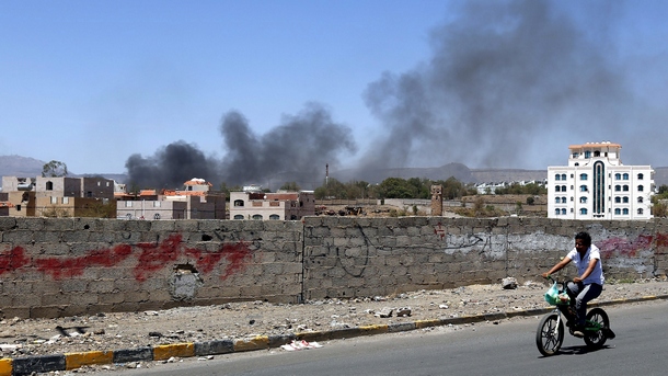 Най-малко 10 души са убити днес в столицата на Йемен