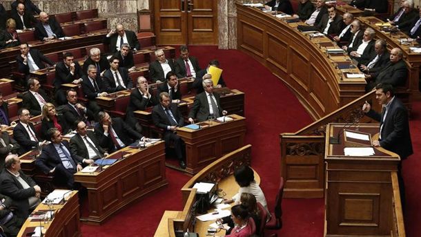 В гръцкия парламент започва гласуване на новите мерки за икономии