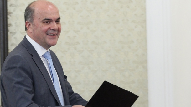 Министърът на труда и социалната политика Бисер Петков беше избран