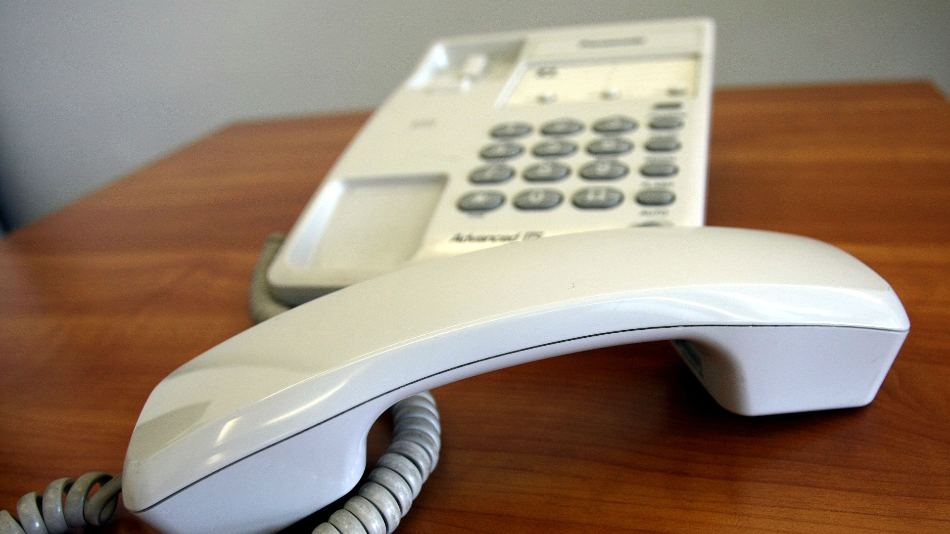 Държавната телекомуникационна компания на Косово обяви че е спряла използването