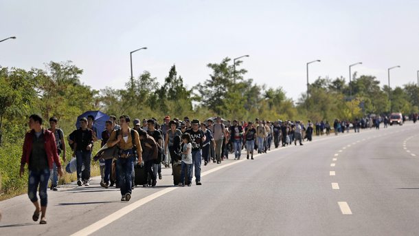 Турските власти са заловили група от 575 мигранти и бежанци