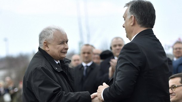 Унгарският премиер Виктор Орбан заяви в Полша, че унгарците и
