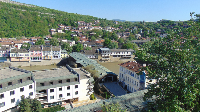 Регионалният исторически музей в Ловеч представя през юли книжна борса