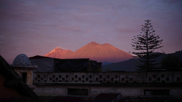 109 станаха жертвите на изригналия вулкан Фуего в Гватемала, а