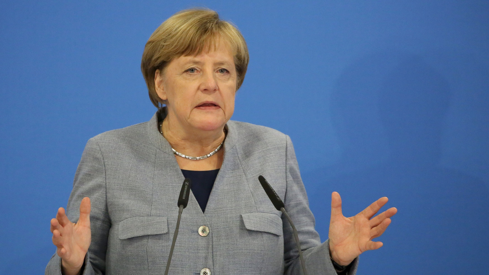 Германският канцлер Ангела Меркел заяви че нейната цел е съставяне