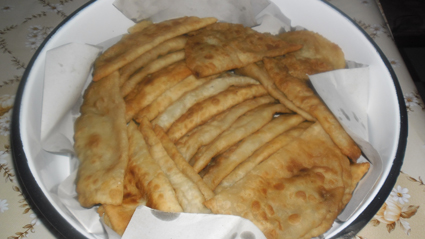 Meşhur Tatar çiğ böreği.