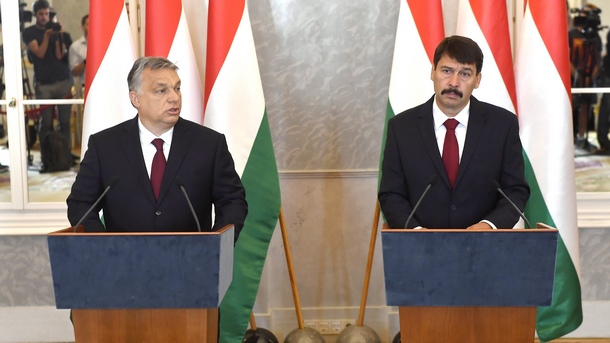Унгарският президент Янош Адер възложи на  министър председателя Виктор Орбан да