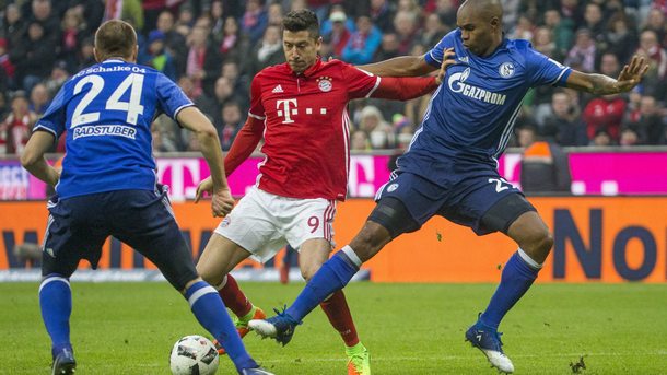 Байерн Мюнхен се изкачи начело на германското първенство по футбол
