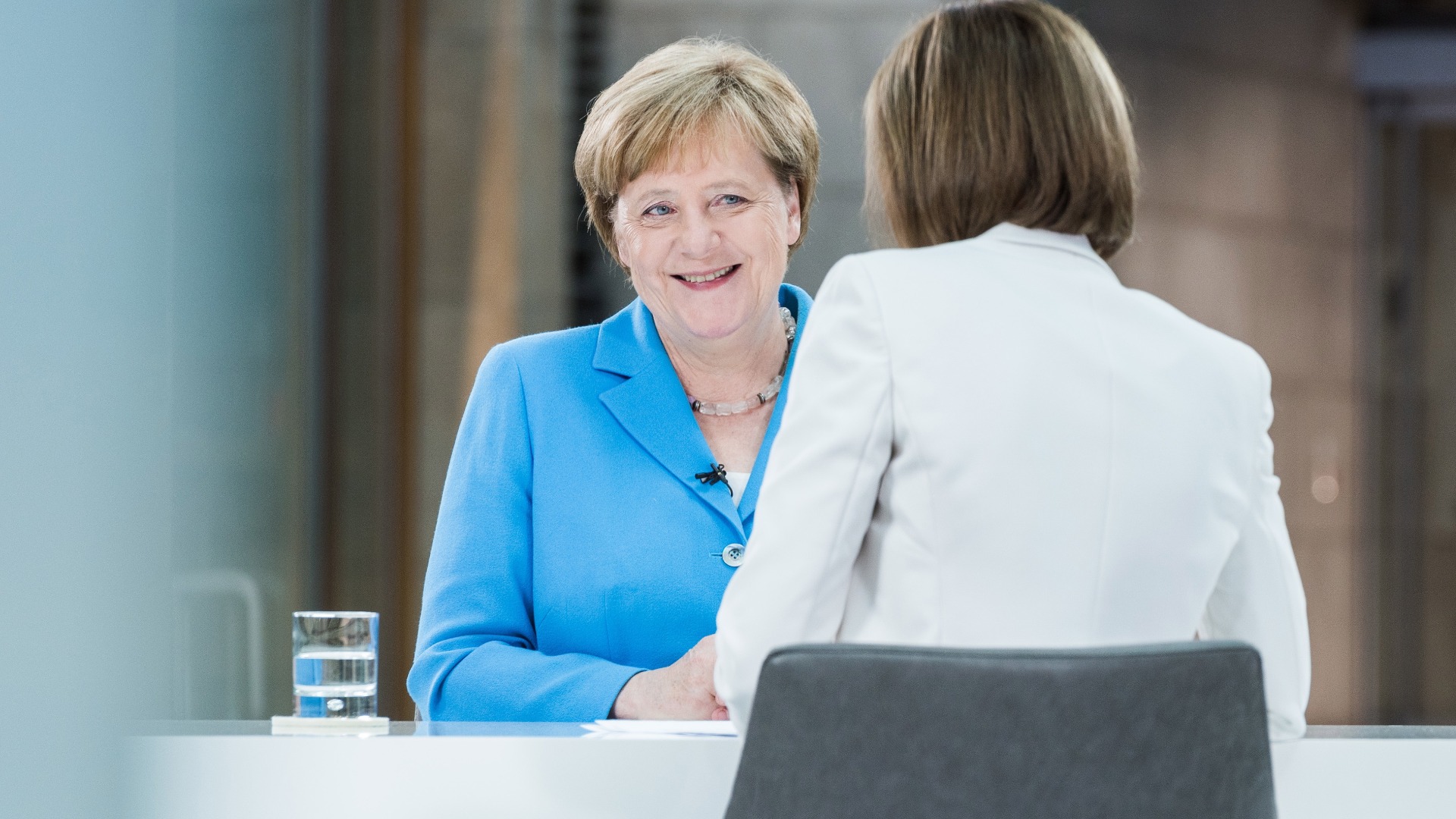 Германският канцлер Ангела Меркел не изключва възможността да поиска вот