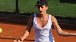 Юлия Стаматова се класира за втория кръг на тенис-турнира в
