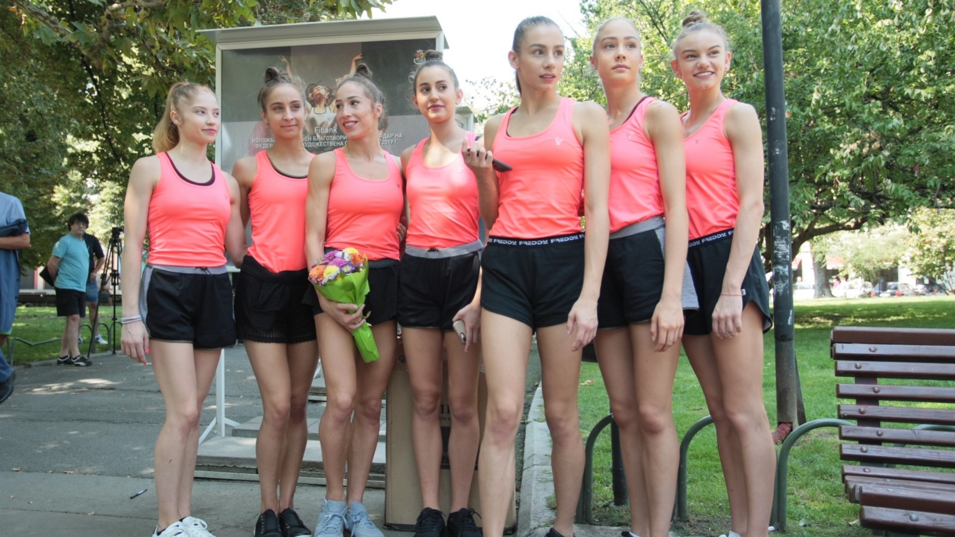 Изложба посветена на златните момичета в художествената гимнастика беше открита