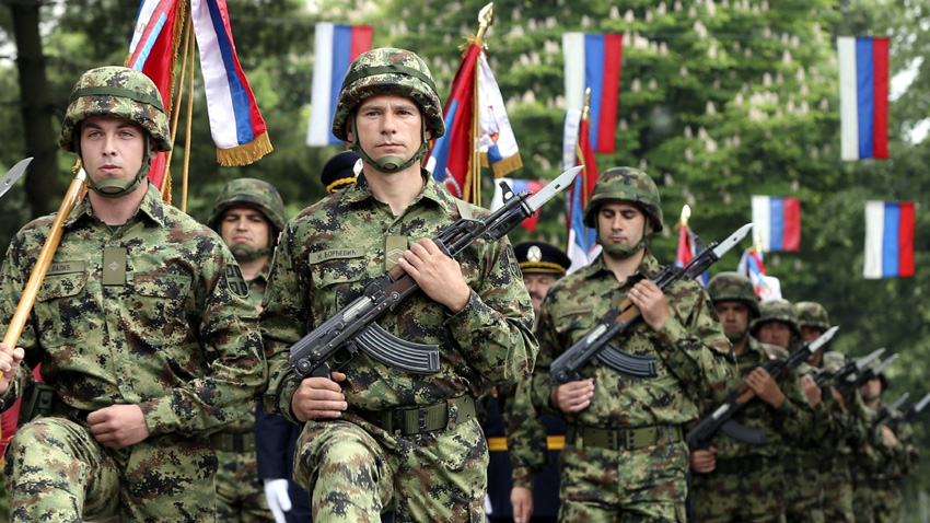 Армията на Сърбия превантивно е повишила степента на бойна готовност 