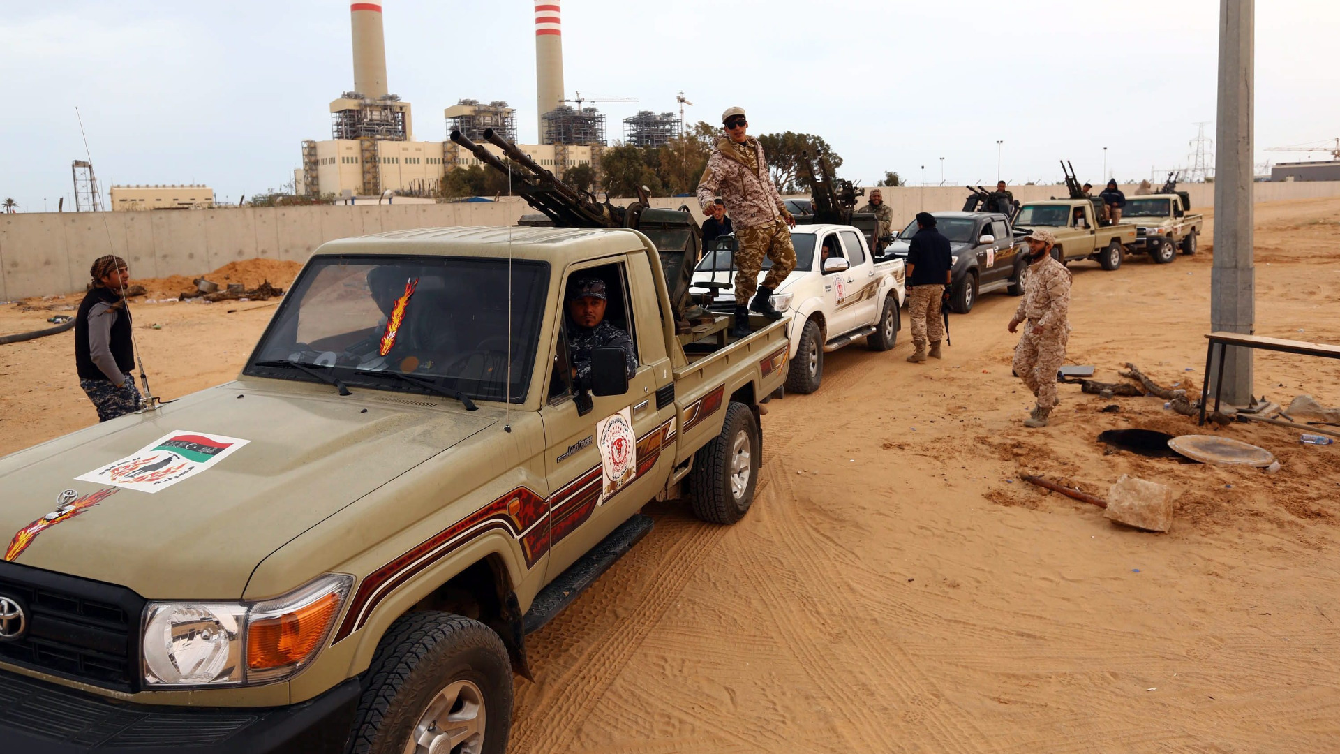 Продължават размириците в Източна Либия, която е извън контрола на