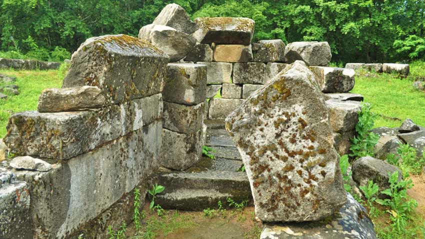 Kompleksi i kultit në Mishkova niva akoma po studiohet nga arkeologët.