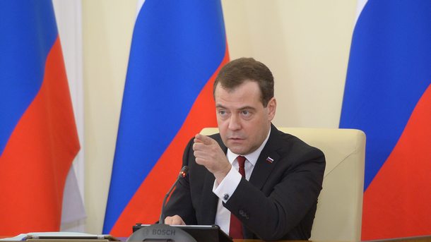 Руският премиер Дмитрий Медведев е оторизирал разполагането на руски бойни