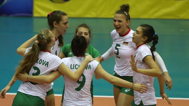 Националният отбор по волейбол на България за девойки до 17