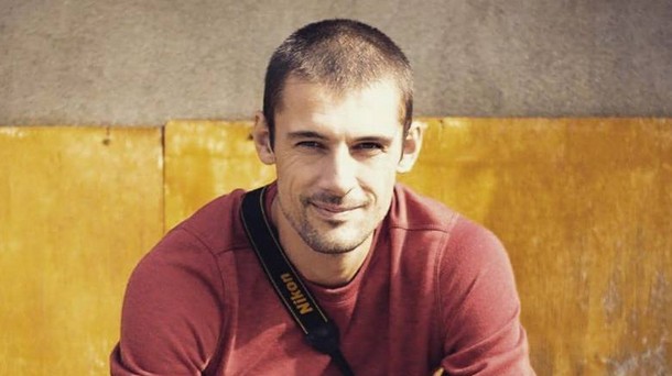 През август 2016 година Вилиан Стефанов тръгва пеша през Родопите