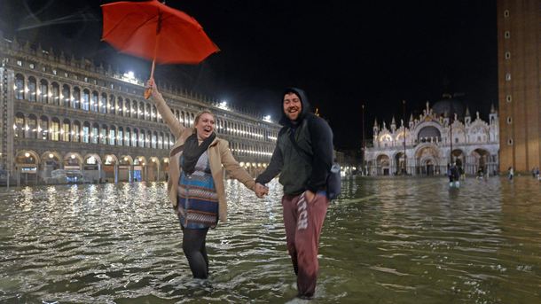 Във Венеция има отново висока вода Измерено е ниво от