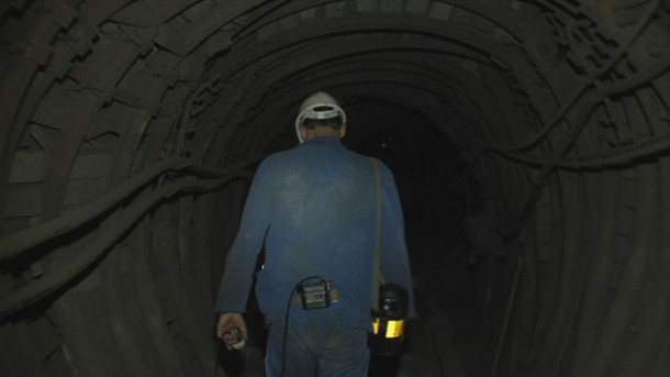 45 от съкратените миньори от закрития рудник за подземен добив