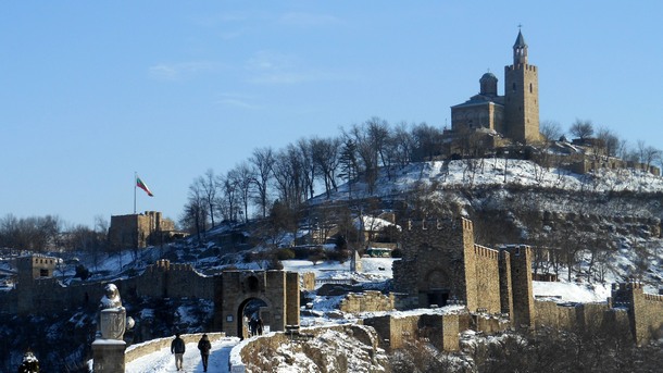 Рушат се зидовете на историческата крепост Царевец във Велико Търново