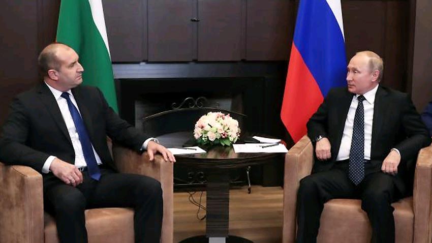 Руският печат коментира вчерашната среща между българския президент Румен Радев