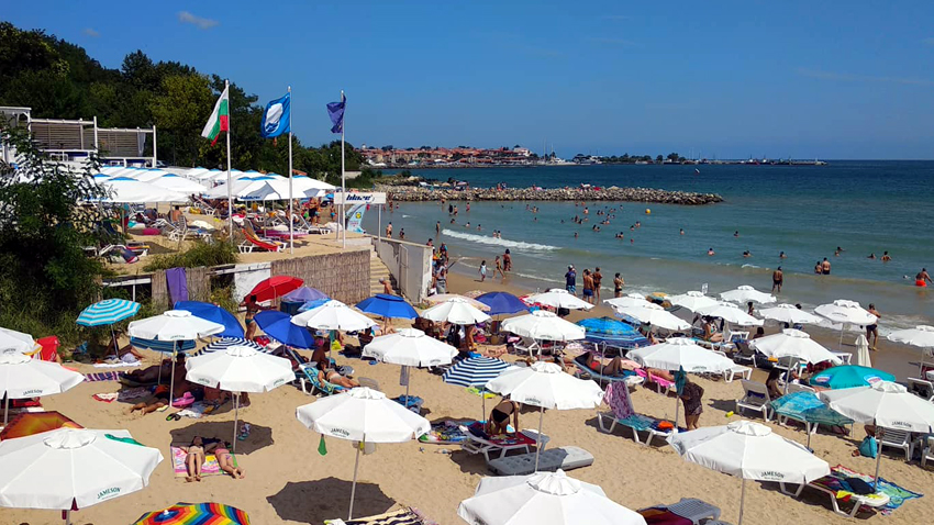 13 българки плажа са отличени със световния сертификат Син флаг