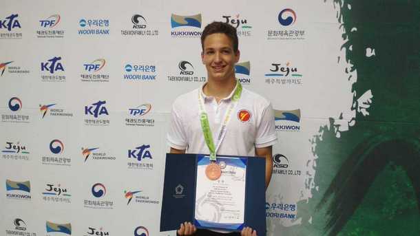Борислав Найденов спечели първия медал за България на най големия