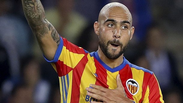 Нападателят на футболния Валенсия Симоне Дзадза е получил контузия на