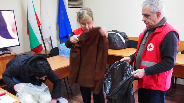 БЧК-Варна събира дрехи за Хитрино