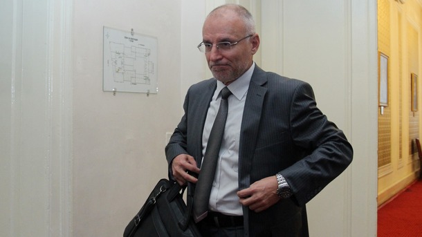 Управителят на Българската народна банка Димитър Радев заяви че въвеждането