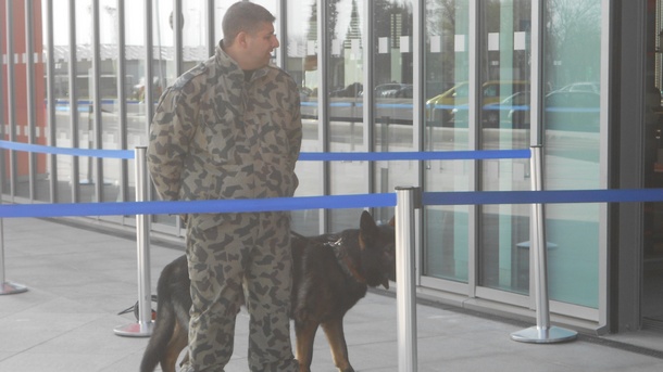 Мерките за сигурност на летище Варна са засилени след снощния