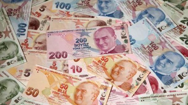 Турската лира бележи добър отскок спрямо долара и еврото в