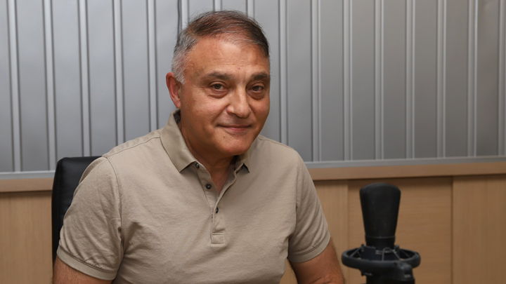  професор Добрин Свинаров 