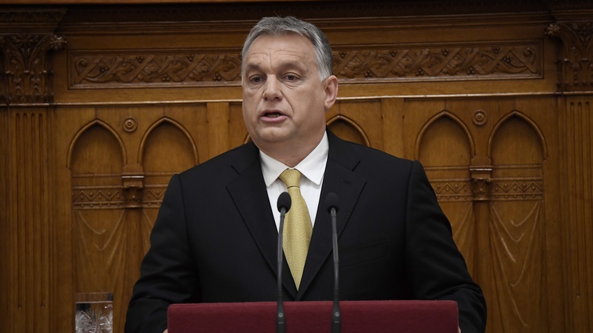 Унгарският парламент утвърди Виктор Орбан за трети пореден мандат като
