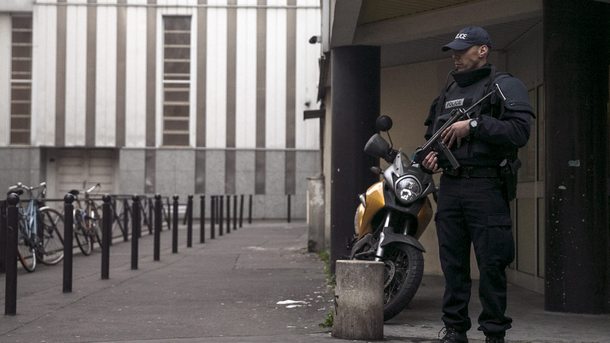 Нападател с нож на гарата във френския град Марсилия е