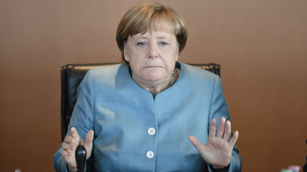 Канцлерът на Германия Ангела Меркел изпраща за САЩ своя министър