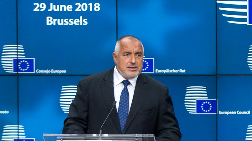 Премиерът Бойко Борисов ще представи днес пред Европейския парламент  в