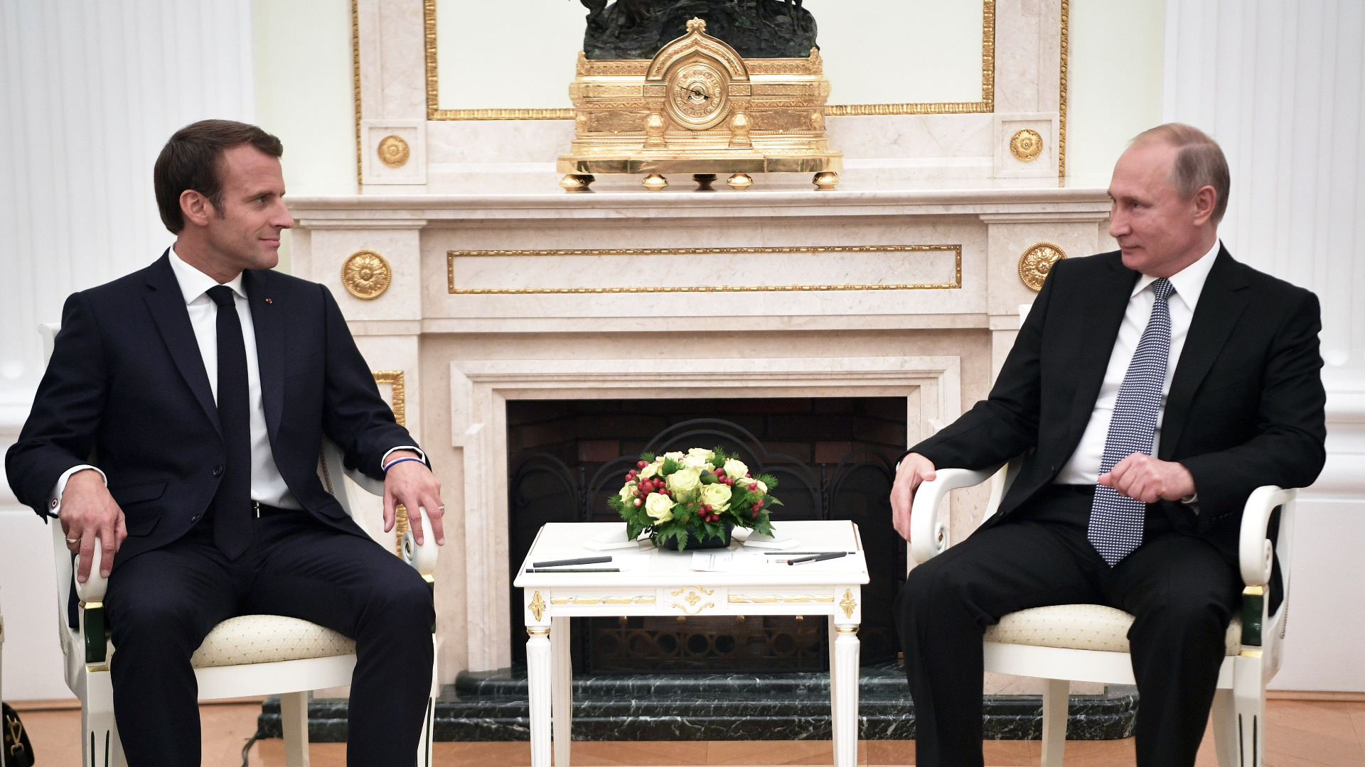 Френският президент Еманюел Макрон, който бе приет в Кремъл два