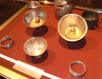 Ulusal Tarih Müzesi'nde korunan gümüş hazine.