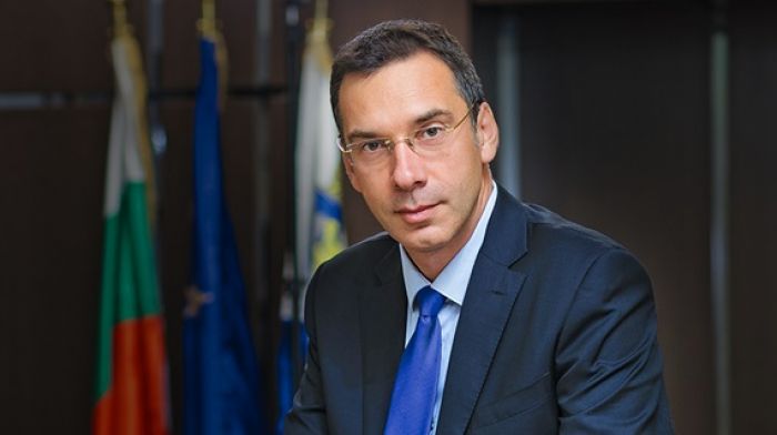 Кметът на Бургас Димитър Николов изрази личната си позиция по