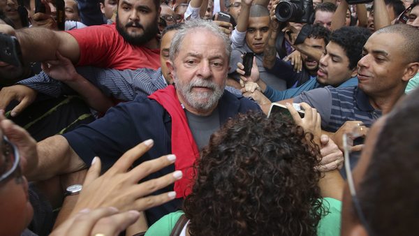 Върховният съд на Бразилия отхвърли с 6 на 5 гласа
