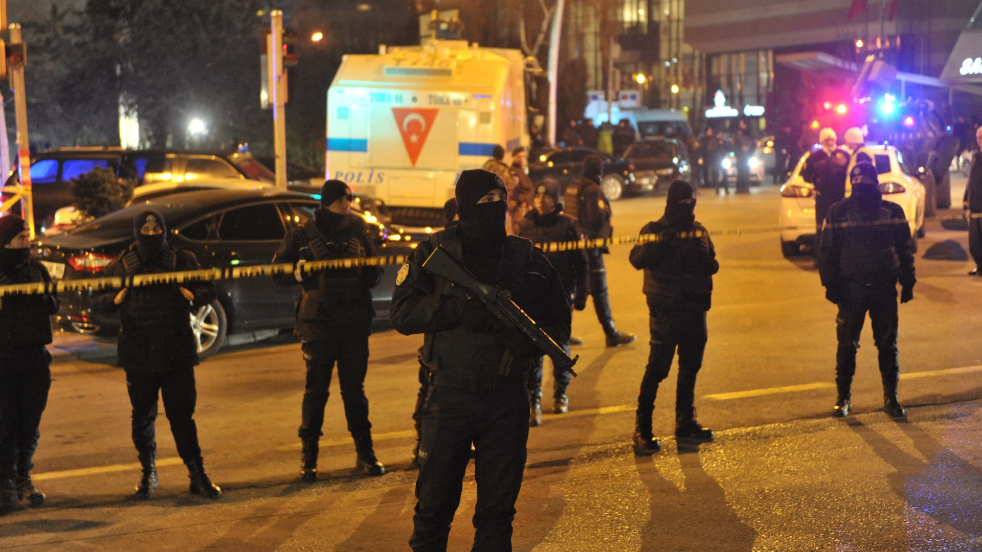 При антитерористична операция в Истанбул срещу групировката Ислямска държава турската